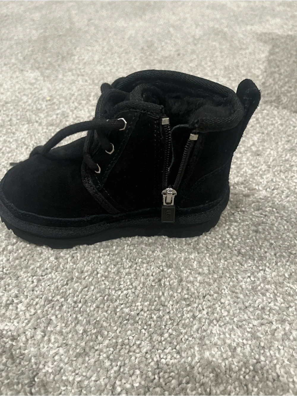 UGG T Neumel II Black Short Suede Boots